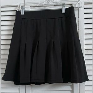 Black athletic skirt